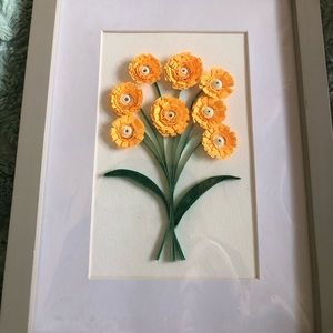 Art piece includes frame